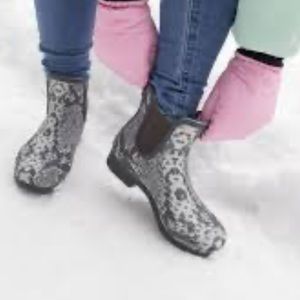 chooka Shoes New Chooka Snake Eastlake Chelsea Rain Boots Poshmark